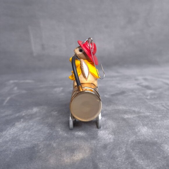 Vintage Hallmark Keepsake Ornament Firefighter Mouse On Fire Truck 1998 - Picture 3 of 8